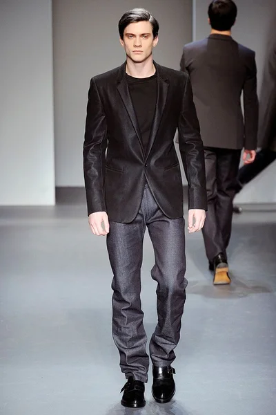 Look 5